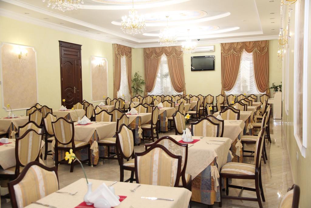 Kleopatra Vip Hotel Kamjanets-Podilskyj Exteriör bild