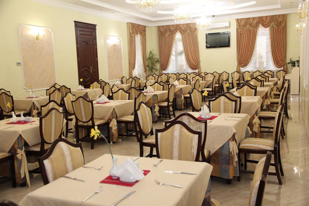 Kleopatra Vip Hotel Kamjanets-Podilskyj Exteriör bild